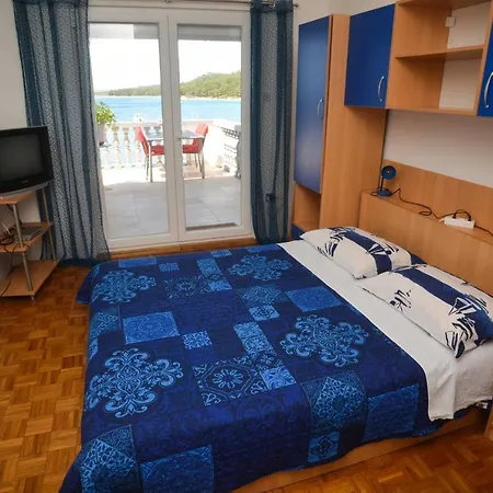 And By The Sea Drage, Biograd - 14356 דראגה