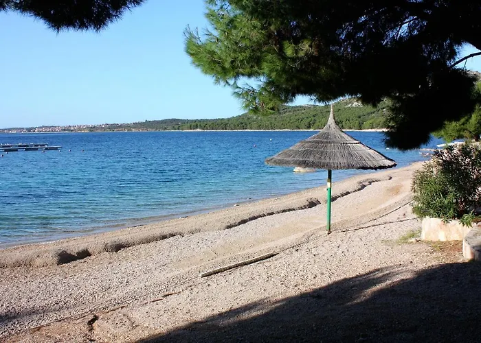 And By The Sea Drage, Biograd - 14356 3* Drage
