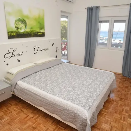 And By The Sea Drage, Biograd - 14356 Penzion 3*