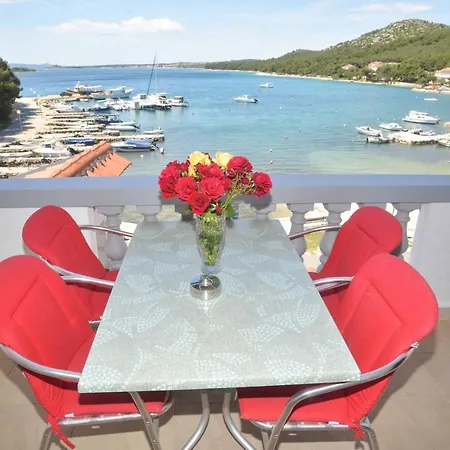 And By The Sea Drage, Biograd - 14356 Pensión 3*