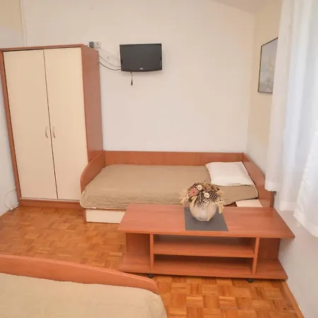 And By The Sea Drage, Biograd - 14356 3* Drage