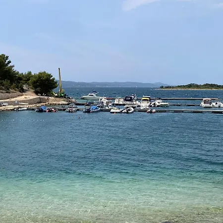 And By The Sea Drage, Biograd - 14356 3* Drage