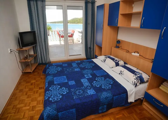 And By The Sea Drage, Biograd - 14356 Drage